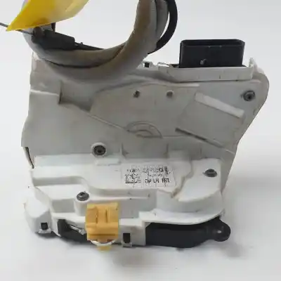 Second-hand car spare part left front door lock for mg zs 15s4c oem iam references   