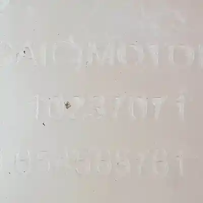 Second-hand car spare part coolant expansion tank for mg zs 15s4c oem iam references 10237071  