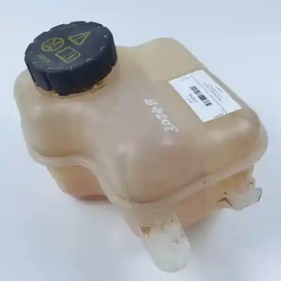 Second-hand car spare part coolant expansion tank for mg zs 15s4c oem iam references 10237071
