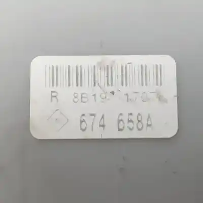 Pezzo di ricambio per auto di seconda mano scatola relè/fusibili per renault clio iii k9k766 riferimenti oem iam 674658a  