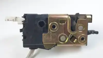 Peça sobressalente para automóvel em segunda mão fechadura da porta dianteira direita por peugeot 407 9hydv6ted4.9hz referências oem iam 9683417780