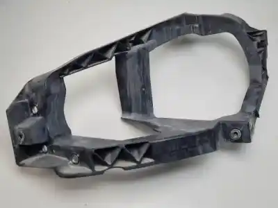 Pièce détachée automobile d'occasion Support Phare Gauche pour SMART FORFOUR M134910 Références OEM IAM A4546200901 MN900215 