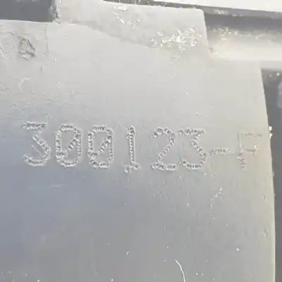 Автозапчастина б/у замок передніх дверей лівий для renault clio iii d4f740 посилання на oem iam 300123f  