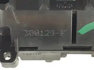 Автозапчасти б/у замок задней правой двери за renault clio iii d4f740 ссылки oem iam 300129f  