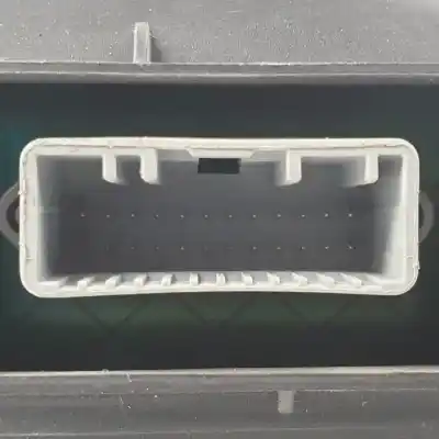 Автозапчасти б/у приборная доска за renault clio iii d4f740 ссылки oem iam 8201060291a  