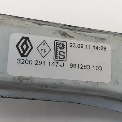 Автозапчасти б/у регулятор стекла переднего правого за renault clio iii d4f740 ссылки oem iam 8200291147j  