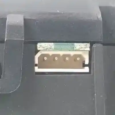 Second-hand car spare part multifunction display for kia sorento (bl) g4js oem iam references y01g940a03e000  