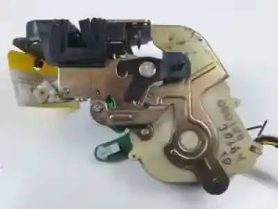 Second-hand car spare part rear right door lock for kia sorento (bl) g4js oem iam references   