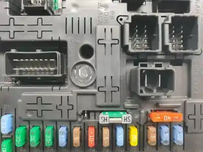 Second-hand car spare part fuse box unit for citroen c4 picasso rhj.dw10bted4 oem iam references 966405878001 bsi04ev 