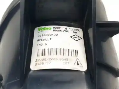 Автозапчастина б/у правий протитуман для renault clio ii fase ii (b/cb0) d4f722 посилання на oem iam 8200002470 halógeno 89201782 