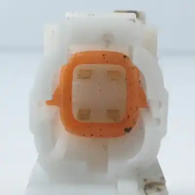 Second-hand car spare part front right central locking system for kia sorento (bl) g4js oem iam references   