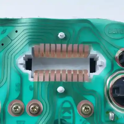 Peça sobressalente para automóvel em segunda mão quadrante por kia sorento (bl) g4js referências oem iam 940033e101  