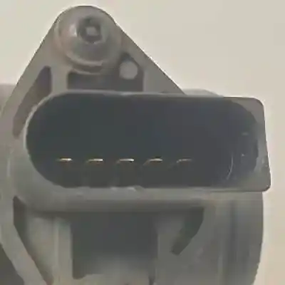 Автозапчастина б/у витратомір повітря для volkswagen jetta (1k2) bkc.bls.bxe посилання на oem iam 038906461b 0281002531 