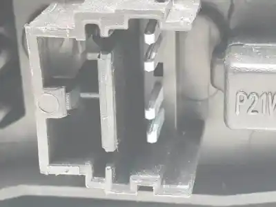 Pezzo di ricambio per auto di seconda mano luce di coda interna destra per renault laguna ii (bg0) m9r740 riferimenti oem iam   