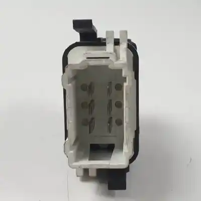 Second-hand car spare part right front power window switch for renault clio ii fase ii (b/cb0) k4j711 oem iam references 060046a  