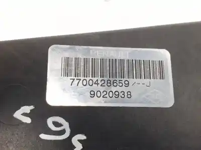 Автозапчастина б/у електро вентилятор для renault clio ii fase ii (b/cb0) d4f722 посилання на oem iam 7700428659 9020938 8240396 