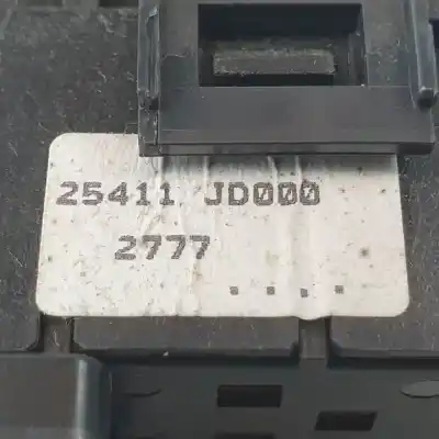 Автозапчастина б/у передній правий віконний вимикач для nissan qashqai (j10) k9k282.k9k292 посилання на oem iam 25411jd000  