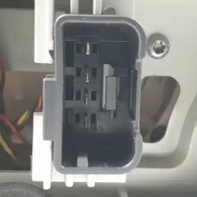 Автозапчасти б/у правый задний фонарь за volkswagen jetta (1k2) azv. bkd. cbda. cbdb. cjaa ссылки oem iam   