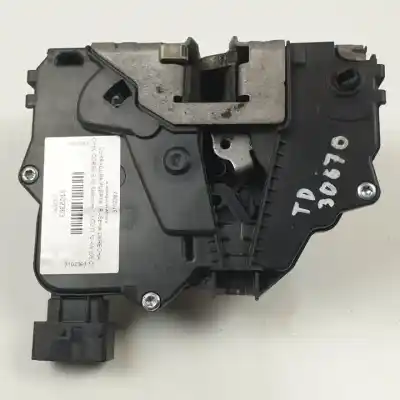 Автозапчастина б/у замок заднього правого дверя для opel corsa e (x15) 1.4 turbo (08, 68) посилання на oem iam 13431845 c29356100 