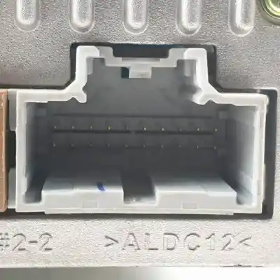Tweedehands auto-onderdeel audiosysteem / radio-cd voor opel corsa e (x15) 1.4 turbo (08, 68) oem iam-referenties 42473836 555343750 
