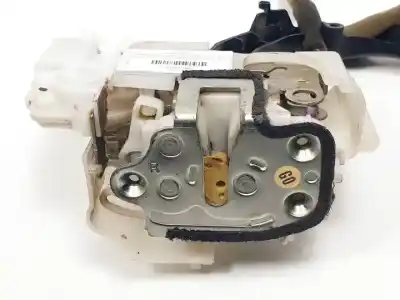 Peça sobressalente para automóvel em segunda mão fechadura da porta dianteira direita por honda accord tourer (cn/cm) k24a3 referências oem iam 