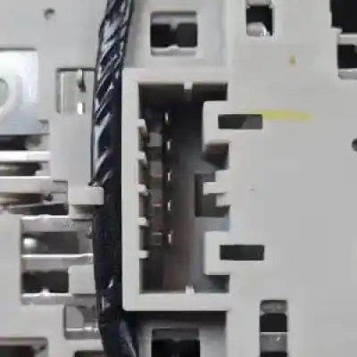 Second-hand car spare part interior light for mazda 3 (bm/bn) sh01 oem iam references kd4969971  