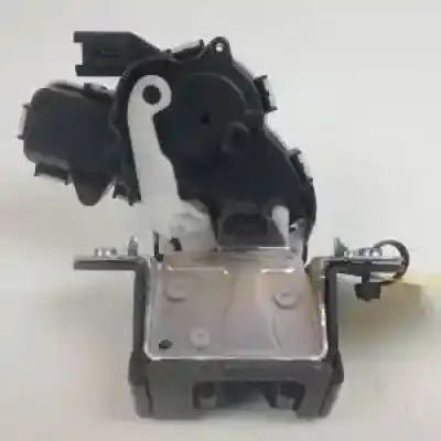 Second-hand car spare part trunk lock for mazda 3 (bm/bn) sh01 oem iam references c6728  