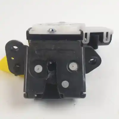Pièce détachée automobile d'occasion COFFRE / SERRURE DE PORTE pour MAZDA 3 (BM/BN)  Références OEM IAM C6728  