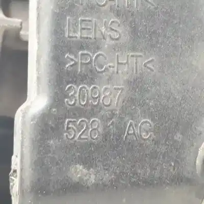 Автозапчасти б/у правая противотуманная фара за chrysler voyager (rg) vm28c ссылки oem iam 61a18080165 halogeno 309875281ac 