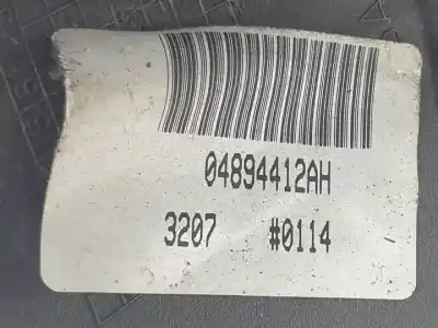Автозапчастина б/у правий задний огляд для chrysler voyager (rg) vm28c посилання на oem iam 04894412ah  