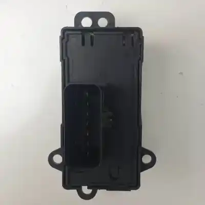 Автозапчастина б/у передні вікний вмикач для chrysler voyager (rg) vm28c посилання на oem iam 04685732ac 746797094 