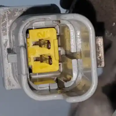 Peça sobressalente para automóvel em segunda mão compressor de ar condicionado a/a a/c por renault clio iii d4f740 referências oem iam 8200357173b  