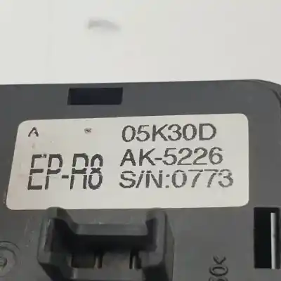Автозапчасти б/у блок реле/предохранителей за ssangyong kyron d/664950 ссылки oem iam 05k30d ak5226 