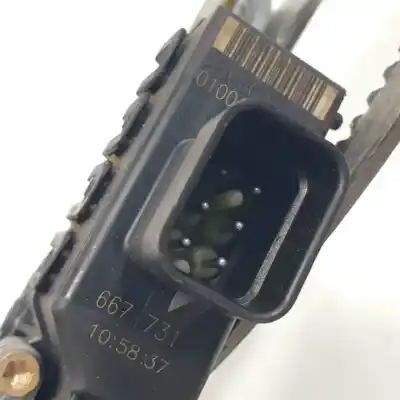 Pezzo di ricambio per auto di seconda mano alzacristalli anteriore destro per opel astra f (t92) 1.4 i (f19, m19) riferimenti oem iam 90560432  