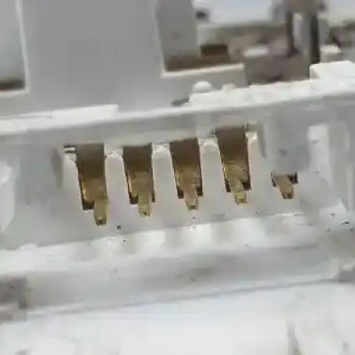 Peça sobressalente para automóvel em segunda mão luz interior por opel vivaro m9r630. m9r780. m9r782. m9r786 referências oem iam 8200439423  