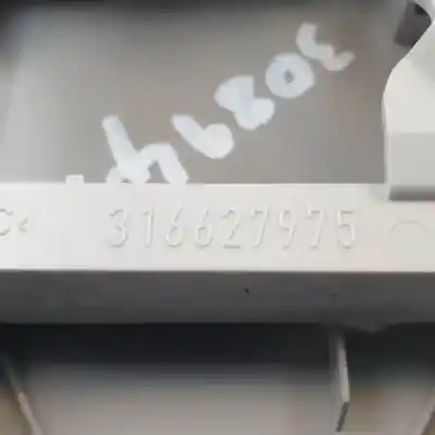 Автозапчастина б/у внутрішне світло для opel astra gtc z17dth посилання на oem iam 13111824 halogeno 316627975 