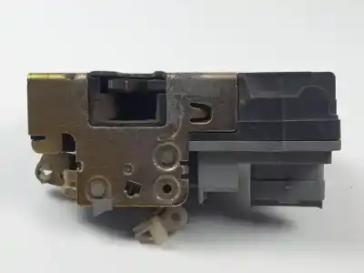 Second-hand car spare part left front door lock for peugeot partner (s2) rhy oem iam references   