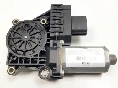 Recambio de automóvil de segunda mano de MOTOR ELEVALUNAS DELANTERO DERECHO para FORD MONDEO BERLINA (GE)  referencias OEM IAM 0130821771  