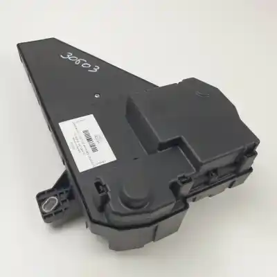 Second-hand car spare part fuse box unit for bmw 5 (e60) 520 i oem iam references 690661805 518956040 