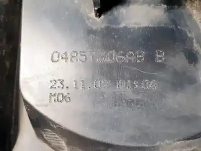 Автозапчасти б/у правый задний фонарь за chrysler voyager (rg) enr ссылки oem iam 04857306ab halogeno 153672 
