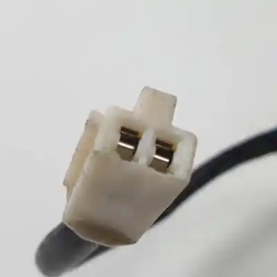 Автозапчастина б/у замок багажника / ворот для mazda 5 berl. (cr) rf7j посилання на oem iam   