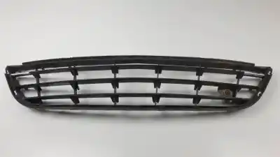 Pezzo di ricambio per auto di seconda mano Griglia Centrale Paraurti per OPEL CORSA D Z13DTJ.A13DTC Riferimenti OEM IAM 13179942  