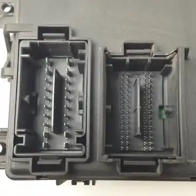 Second-hand car spare part fuse box unit for opel corsa d a13dtr oem iam references 13424261 401154265 28372267 