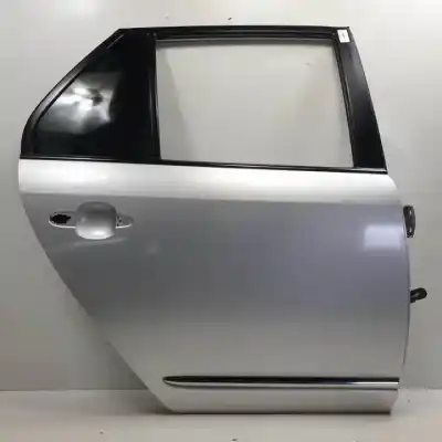 Автозапчасти б/у дверь задняя правая за kia carens (un) d4ea-w ссылки oem iam 