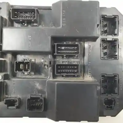 İkinci el araba yedek parçası röle/sigorta kutusu için peugeot 307 break / sw (s1) rhsdw10ated.rhs oem iam referansları 9651196880 9651197580 