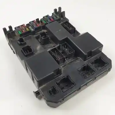 Gebrauchtes Autoersatzteil Relais Sicherungskasten Multifunktionsrelais zum PEUGEOT 307 BREAK / SW (S1) RHSDW10ATED.RHS OEM-IAM-Referenzen 9651196880 9651197580 