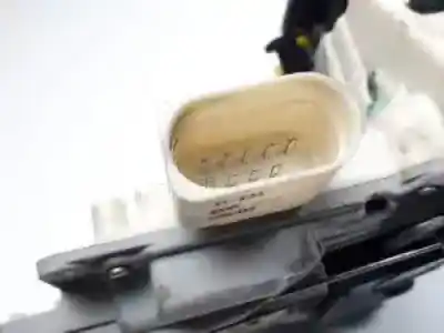 Peça sobressalente para automóvel em segunda mão fechadura da porta dianteira esquerda por audi a4 berlina (8e) blb.bna referências oem iam 8e1837015aa  