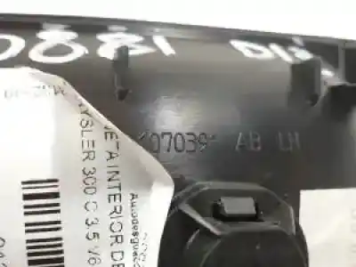 Second-hand car spare part interior left front handle for chrysler 300 c egg oem iam references 1070391ab  