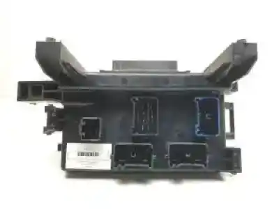 Peça sobressalente para automóvel em segunda mão caixa de fusíveis e relés por chrysler 300 c egg referências oem iam p04692027ac  
