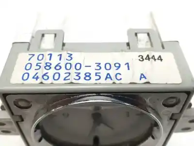 Peça sobressalente para automóvel em segunda mão display gps / multimídia por chrysler 300 c egg referências oem iam 04602385ac 0586003091 